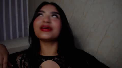 mariana  online show from January 21, 2025, 9:25 pm