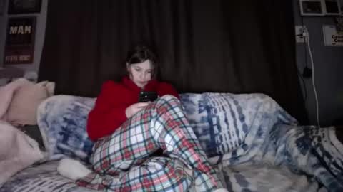 Sabrina online show from March 9, 2025, 10:30 am