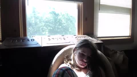 Sabrina online show from September 16, 2025, 2:29 pm