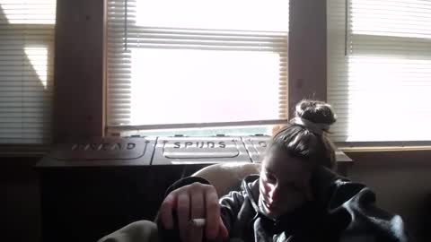 Sabrina online show from September 27, 2025, 1:49 pm