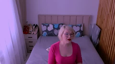 Sabrina MacMarren online show from May 21, 2026, 10:00 am