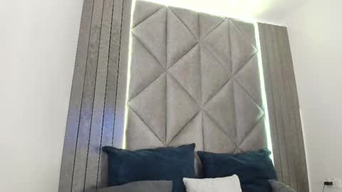 S A B R I N A  online show from March 11, 2025, 11:23 am