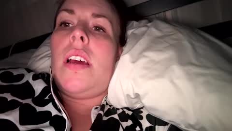 Snapshot of sabrinasunshine99 chatting on March 5, 2025, 2:36 am sabrinasunshine99 online show from March 5, 2025, 2:36 am