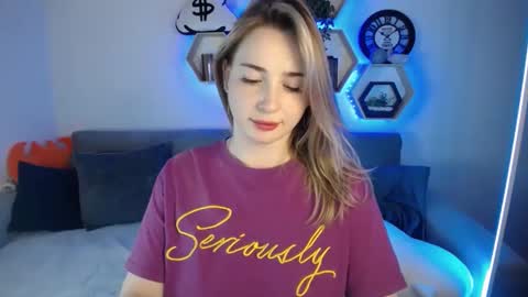 Sabrina Violet online show from December 22, 2024, 12:16 pm