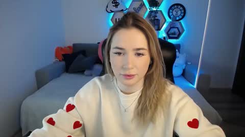 Sabrina Violet online show from February 17, 2025, 9:13 am