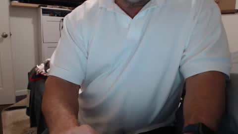 Snapshot of sactosteve chatting on November 18, 2025, 6:45 pm dadbod online show from November 18, 2025, 6:45 pm