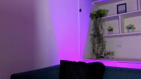 Cami online show from March 31, 2026, 7:03 pm