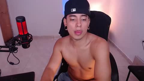 saenz_hotx online show from October 2, 2025, 9:55 pm