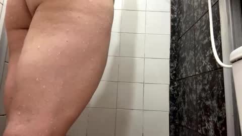 Snapshot of safadeenho0811 chatting on December 3, 2025, 10:24 am safadeenho0811 online show from December 3, 2025, 10:24 am