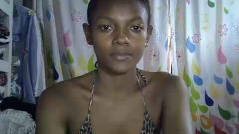 Snapshot of safira19 chatting on October 18, 2025, 1:34 pm safira19 online show from October 18, 2025, 1:34 pm