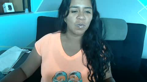 Snapshot of saggil_0385 chatting on June 14, 2026, 8:55 pm saggil_0385 online show from June 14, 2026, 8:55 pm
