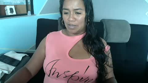 Snapshot of saggil_0385 chatting on June 18, 2026, 8:46 pm saggil_0385 online show from June 18, 2026, 8:46 pm