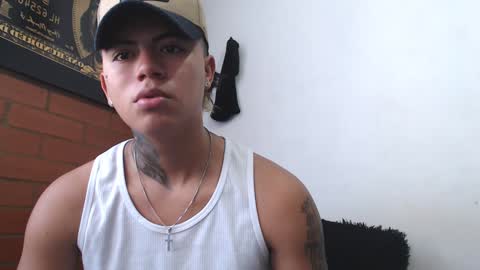 Snapshot of sahara_n_thiago chatting on January 12, 2025, 2:41 pm Sahara y Thiago online show from January 12, 2025, 2:41 pm