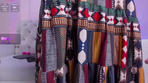 SAHARA WALKER  online show from January 28, 2025, 3:57 am