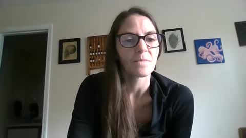 Lelo online show from February 11, 2025, 7:27 pm