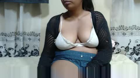 sahobelle online show from November 21, 2025, 3:54 pm