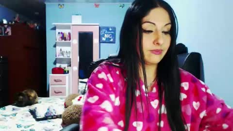 Karina online show from February 3, 2026, 2:53 am