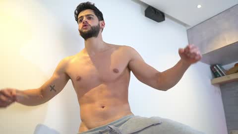 saimon  online show from January 25, 2025, 4:02 am