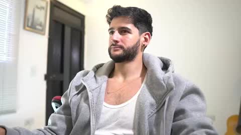 saimon  online show from November 8, 2025, 6:51 pm