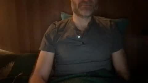 saint009 online show from February 17, 2025, 8:04 pm