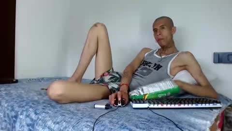 Snapshot of saint_boyy chatting on January 8, 2025, 11:54 am saint boy online show from January 8, 2025, 11:54 am