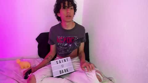 saint_dark online show from October 22, 2025, 1:44 pm