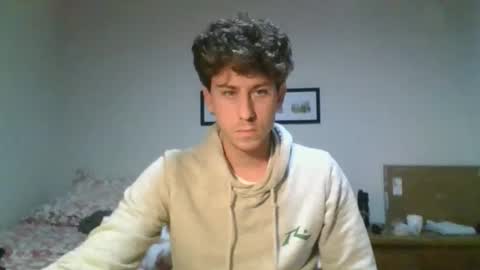 saint_nott online show from April 8, 2026, 10:32 pm