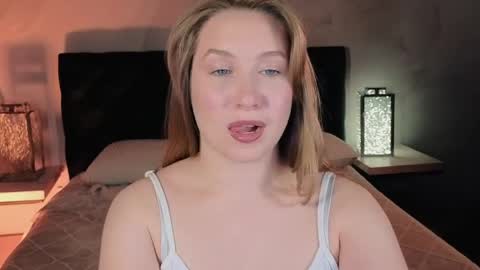 Snapshot of saint_trisha chatting on May 22, 2026, 8:25 pm Trisha online show from May 22, 2026, 8:25 pm
