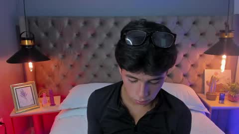 Snapshot of saintdangelo chatting on May 27, 2026, 1:08 pm Santi online show from May 27, 2026, 1:08 pm