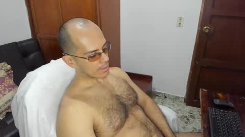 saintedy01 online show from December 17, 2024, 7:37 pm