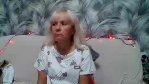 sakura_blonde online show from October 3, 2025, 2:03 pm