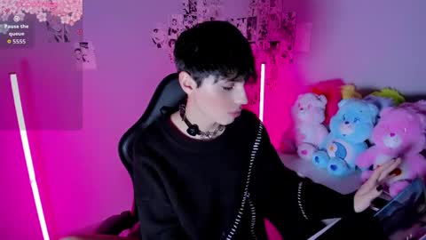 Kitty     online show from April 29, 2026, 3:10 am