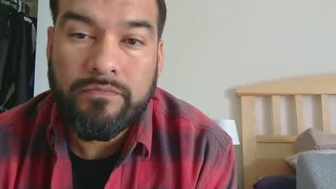 sal cumplaciente online show from January 6, 2025, 7:24 pm