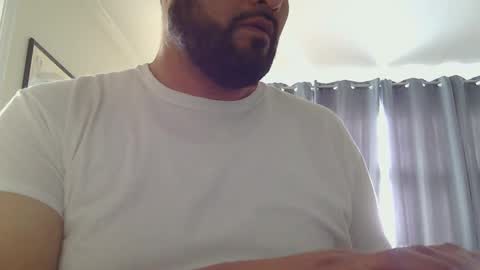 sal cumplaciente online show from February 11, 2025, 7:59 pm