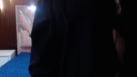 salethjonescl202 online show from March 25, 2026, 8:15 pm