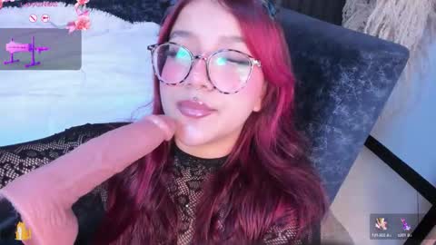 Snapshot of sally_white_ chatting on September 27, 2025, 12:04 am Sally White online show from September 27, 2025, 12:04 am