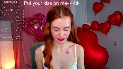 Snapshot of sallybiscuit chatting on February 14, 2025, 1:29 pm Sally online show from February 14, 2025, 1:29 pm