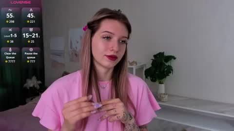 Lily online show from July 16, 2026, 1:33 am