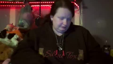 sallyrose1992 online show from September 17, 2025, 4:41 pm