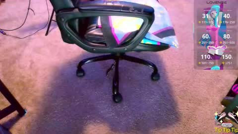 SissySally online show from October 19, 2025, 9:32 am