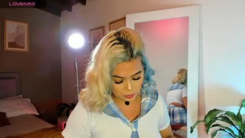 Salo     online show from April 14, 2026, 3:18 pm