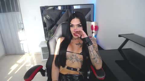 Snapshot of salo_hot01 chatting on February 28, 2025, 9:23 pm SALO HOT online show from February 28, 2025, 9:23 pm