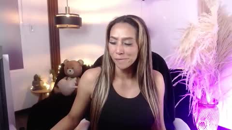 Snapshot of salome_drasin chatting on October 11, 2025, 3:39 am salome_drasin online show from October 11, 2025, 3:39 am