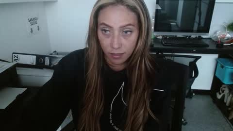 Snapshot of salome_drasin chatting on March 2, 2026, 2:57 pm salome_drasin online show from March 2, 2026, 2:57 pm