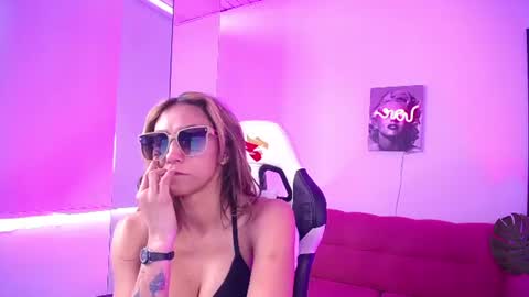 Snapshot of salome_drasin chatting on July 17, 2026, 9:08 pm salome_drasin online show from July 17, 2026, 9:08 pm