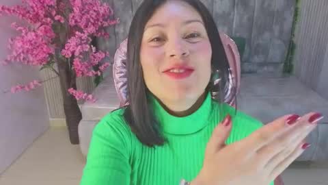 Salome  online show from January 6, 2026, 1:04 pm