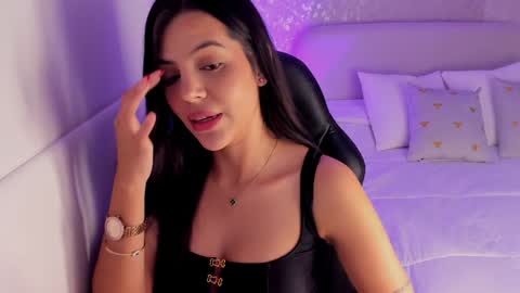 Snapshot of salomee_11 chatting on January 5, 2025, 2:49 am salo online show from January 5, 2025, 2:49 am