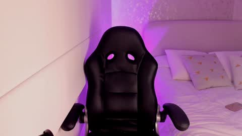 Snapshot of salomee_11 chatting on January 14, 2025, 2:00 pm salo online show from January 14, 2025, 2:00 pm