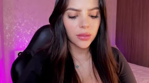 Snapshot of salomee_11 chatting on February 20, 2025, 3:34 am salo online show from February 20, 2025, 3:34 am