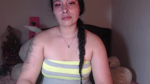 Snapshot of salomefox2 chatting on February 8, 2025, 4:25 am yenny online show from February 8, 2025, 4:25 am
